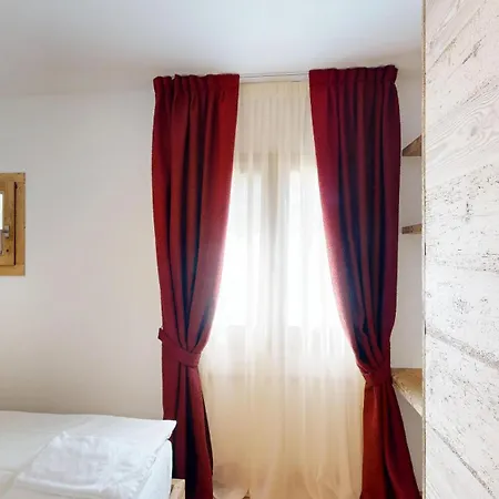 Ludains Apartment